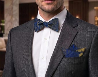 Mörkblå & Förgylld Guld Marmorerad Brokad Slips och Näsduk Set