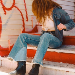 1960&#39;s LEVI&#39;s Bell Bottom Well-Loved Vintage Jeans Selected by Old Moon Vintage