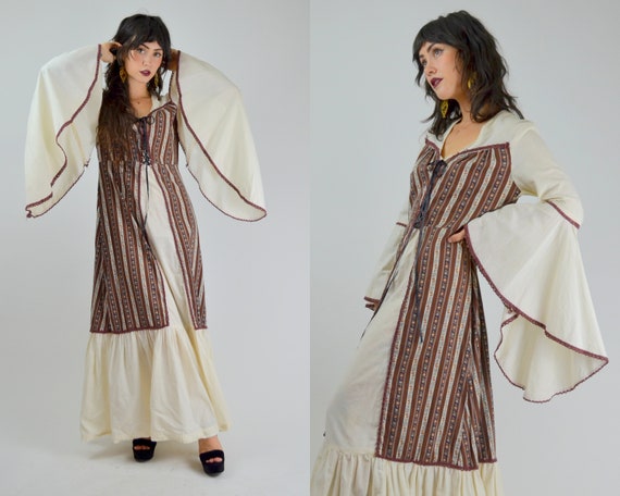 MEDIUM LARGE 1970s Angel Sleeve Bohemian Maxi Dres