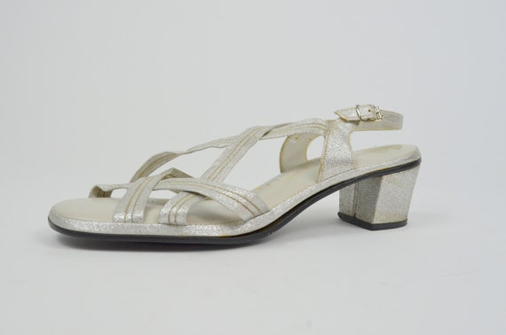 8 VINTAGE 60s Silver Heels 1960s Strappy Slingbac… - image 3