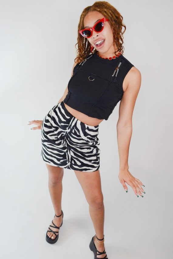 29 waist -  VTG 1990's Fuzzy Zebra Mini Skirt Sele