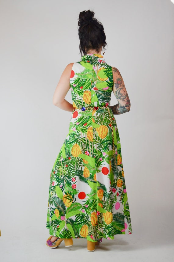 Jungle Print Short Sleeve Dress Green Jungle Print Waist Cut Out Maxi Dress - SASSAFRAS - 4385383 Jungle Print Short Sleeve Dress Green Jungle Print Waist Cut Out Maxi Dress - SASSAFRAS - 4385383
