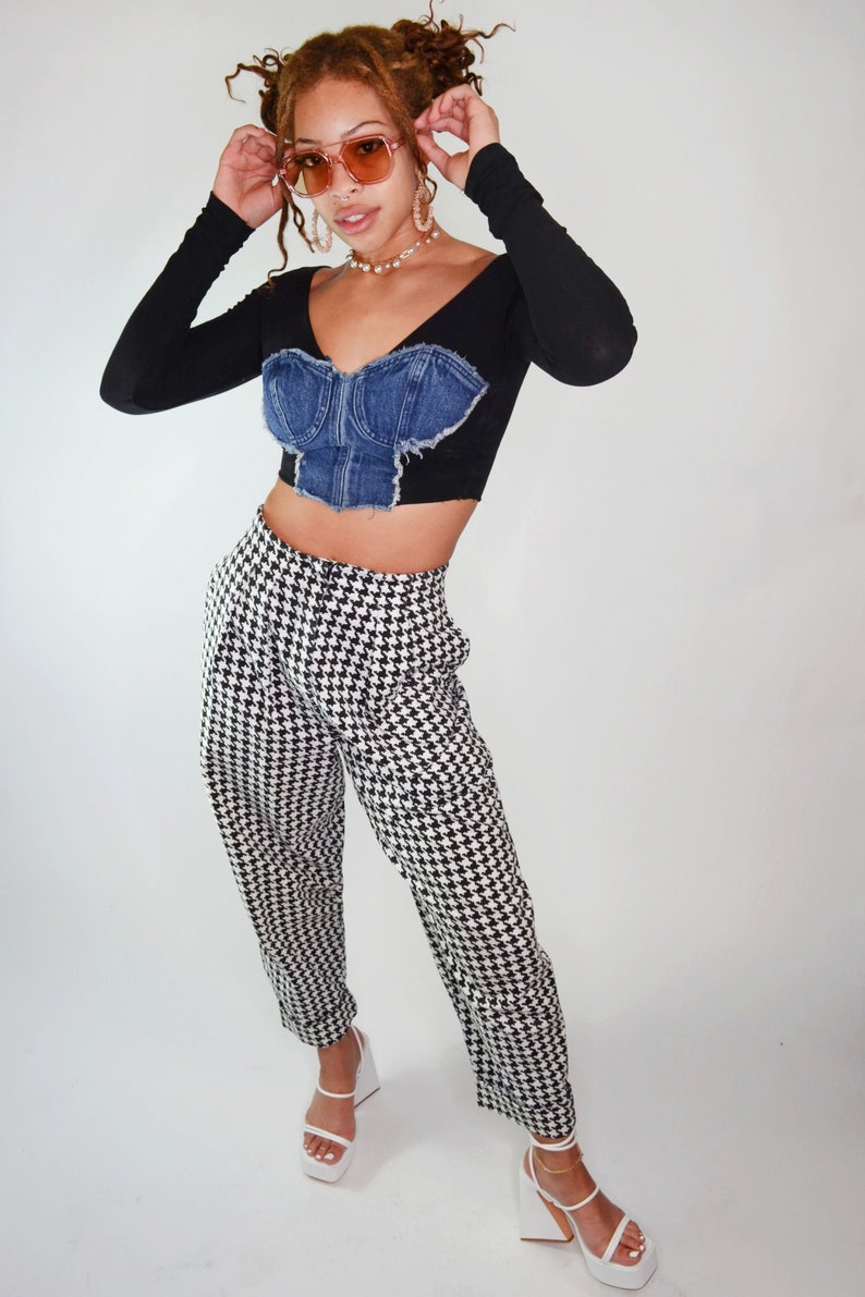 26 waist Vintage 1980s Betsey Johnson Houndstooth Trousers 80s Punk Label Black and White image 6