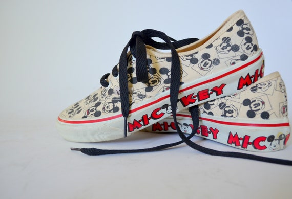 Mickey Mouse 1990s VINTAGE VANS 90s 