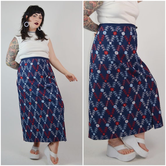 XL- 1960s Embroidered Daisy long Skirt - image 1