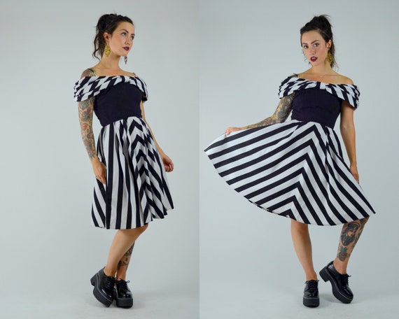Party dress shop with pockets