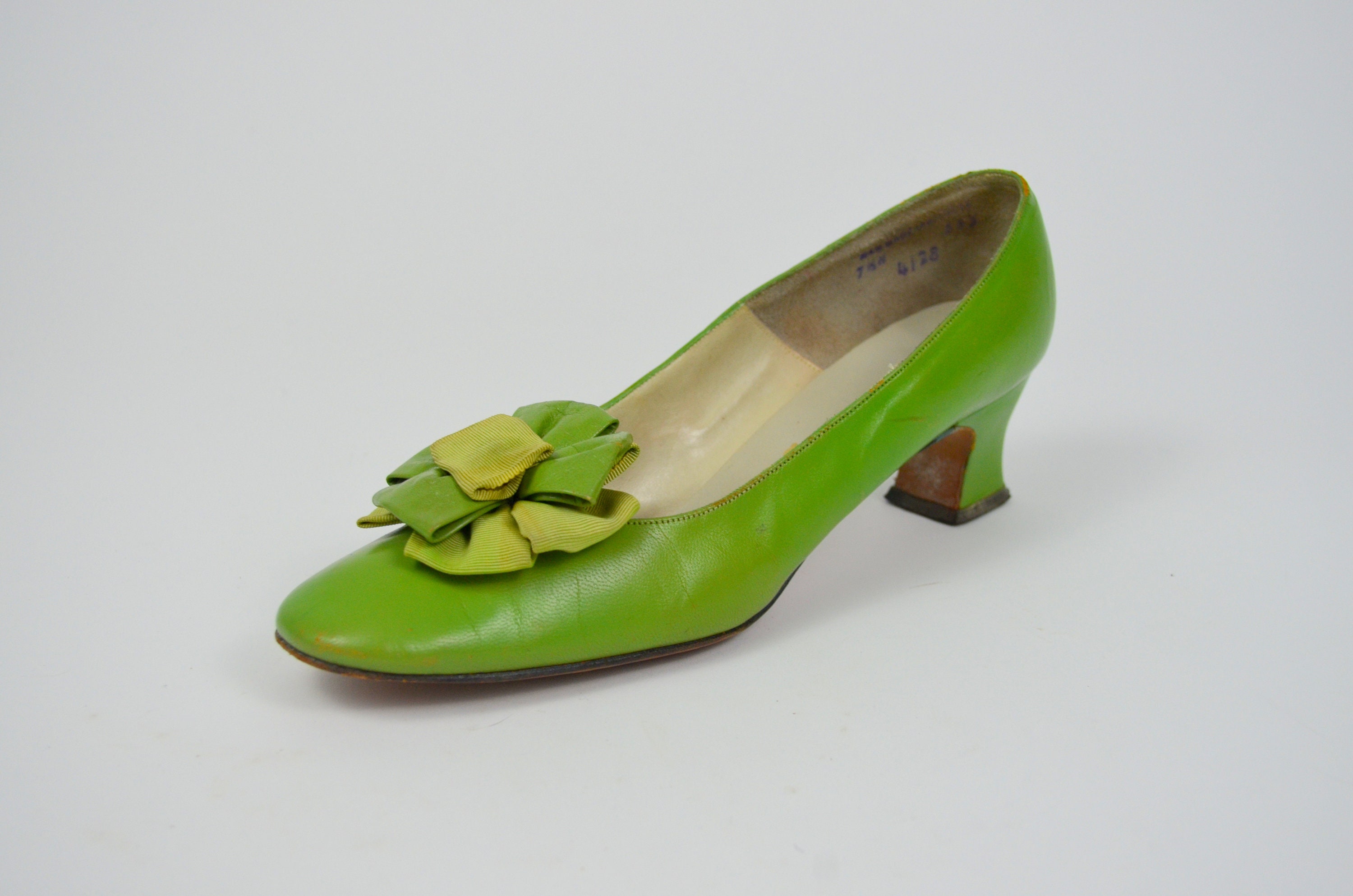 chinese dress ladies Yvonne Light Green Shoes main image 1