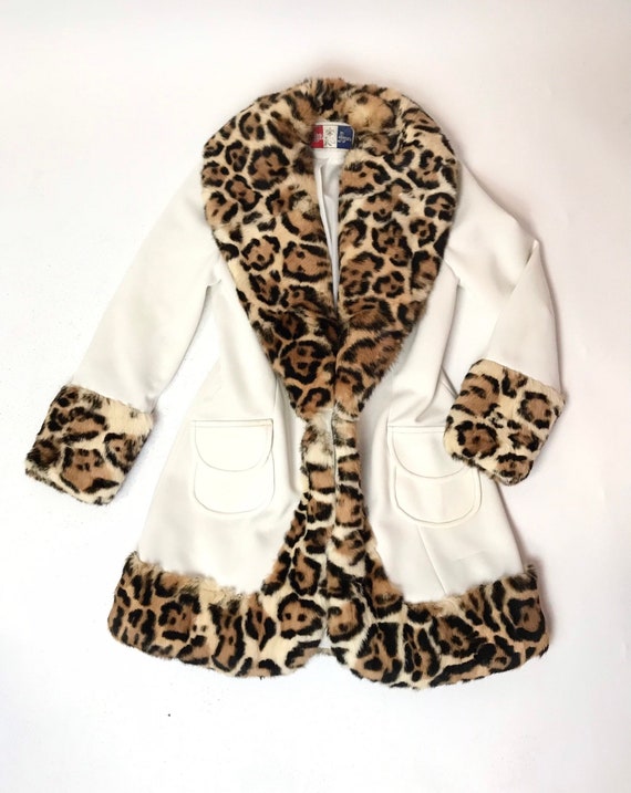 1970s LILLI ANN White Leopard Fur Coat - Small - image 2
