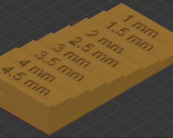 Stepped Spacer Wedge 1–4.5mm | 3D Printed Shim for Precision Leveling