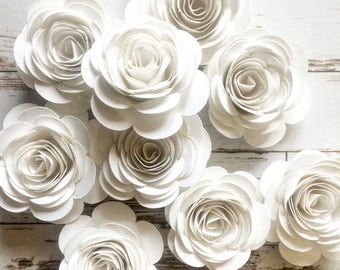 White Paper Flowers, Loose Flowers, Rolled Paper Flowers, White Party Decorations, Wedding Table Decor, Bridal Shower Party, Summer Wedding