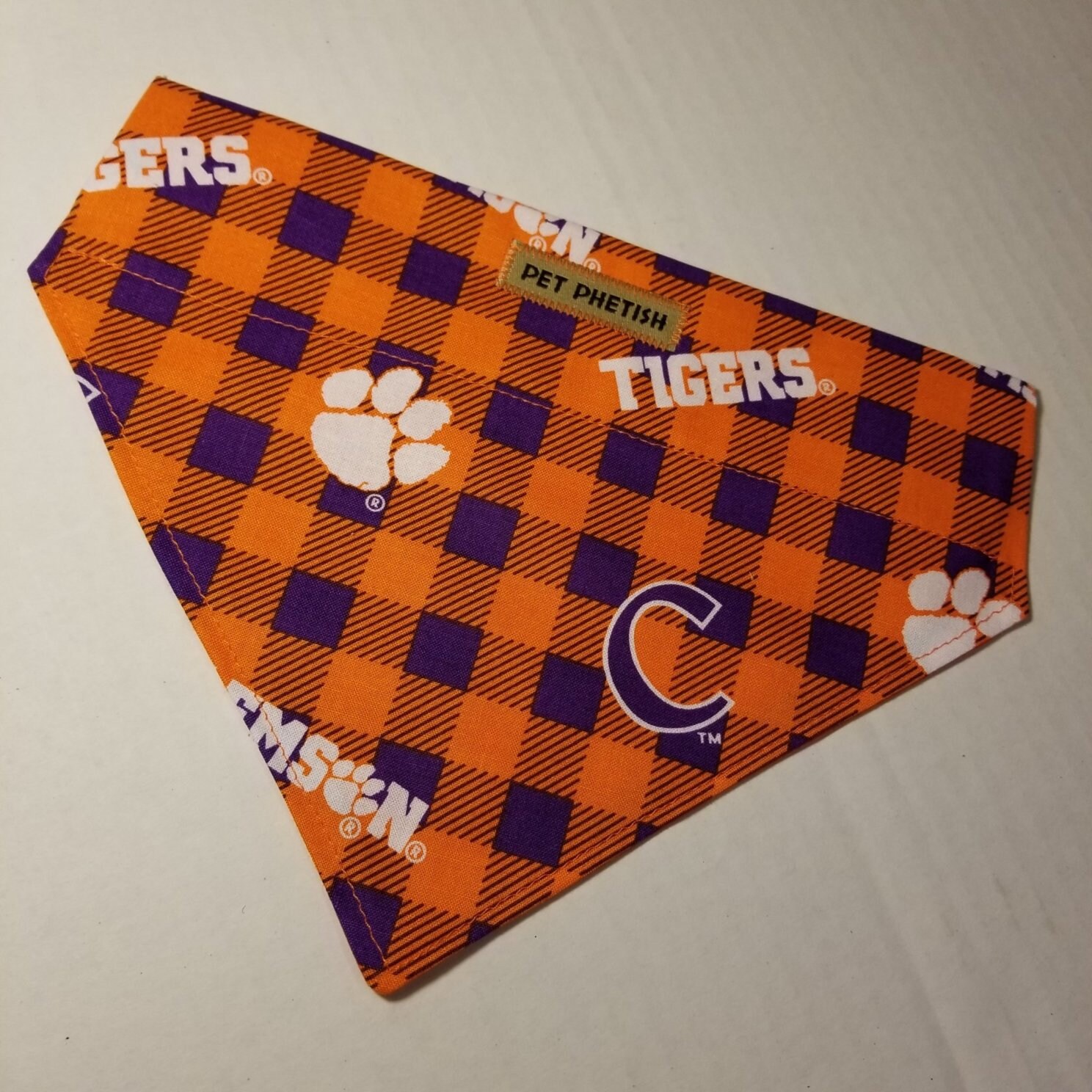  Littlearth NCAA Clemson Tigers Stripe Fringe Scarf : Sports &  Outdoors