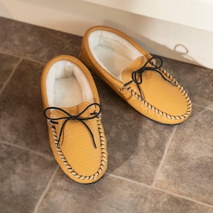 Elk skin slippers top