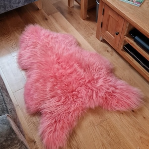 Luxury Eco Tanned Icelandic Sheepskin Single Real Shearling Thick Wool Pile Suede Back Natural Anti Slip Lambland Bright Pink
