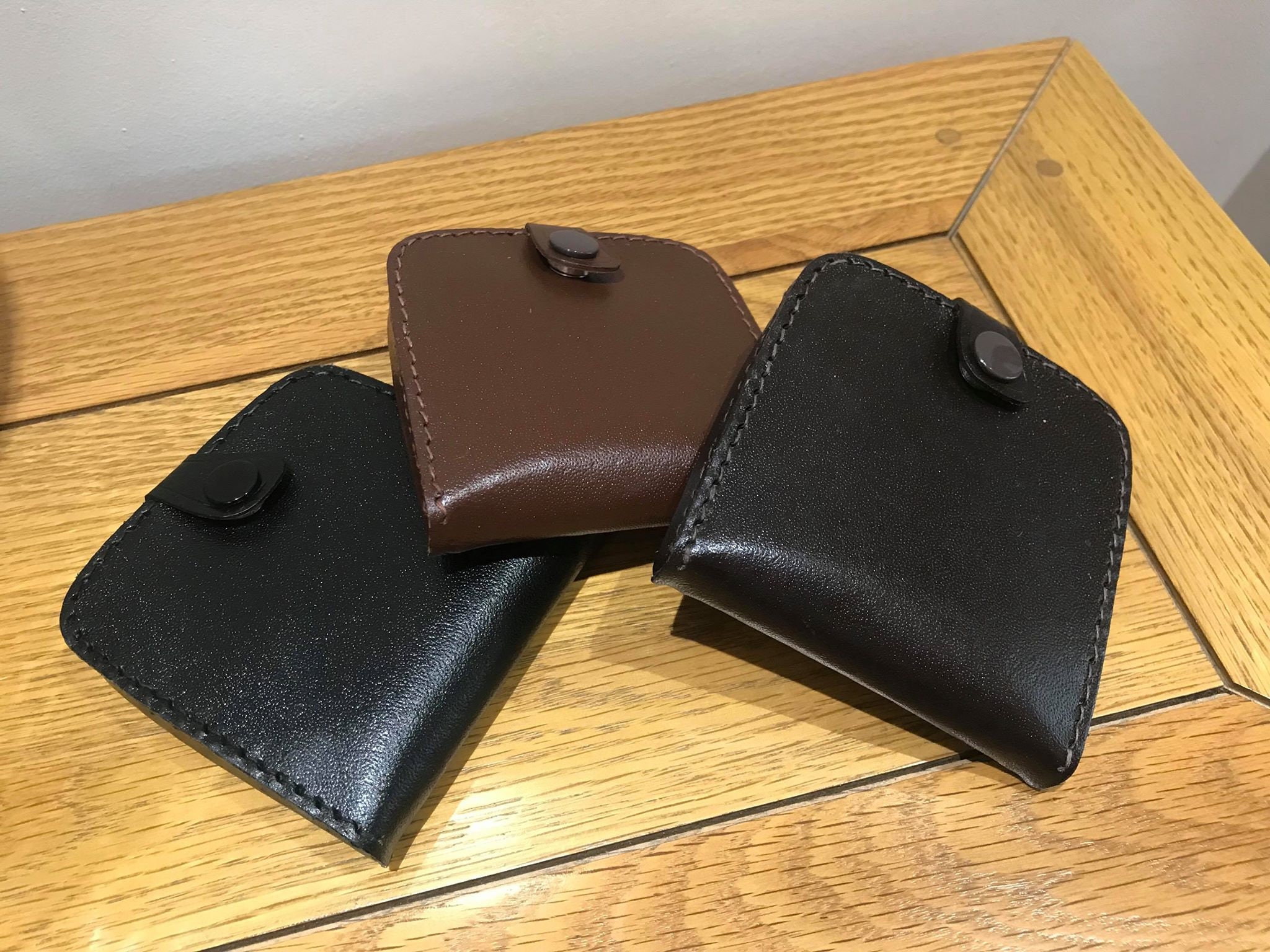 Leather Squeeze Coin Purse Pouch Change Holder For Men & Woman With Ke –  Borgasets