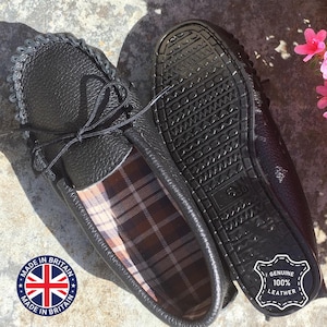 Mens Handcrafted Leather Moccasin Slippers: Lambland UK, Tie Vamp Black
