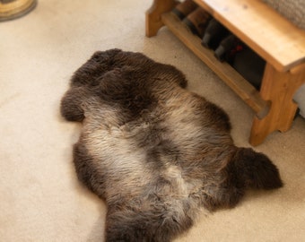 Genuine Sheepskin Rug 100% Natural Grade A Dark Shade Rarebreed Quality British Sourced Moorland Hide Pelt Large Single Double Quad