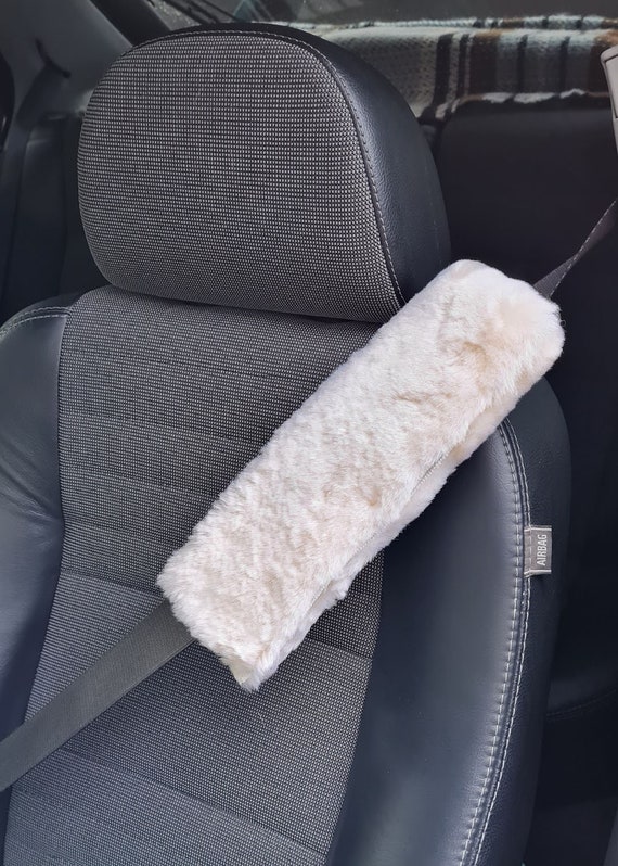 Luxury Sheepskin Seat Belt Pad Cover Adult Child Car Seatbelt Car Accessory  Lambland Genuine Shearling Ripper Fastening Black Grey Pink -  UK