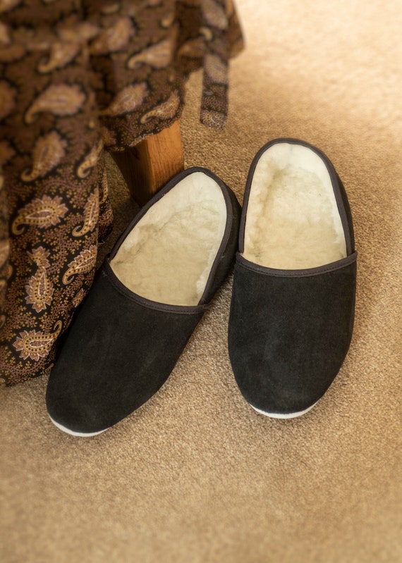 Mens Sheepskin Slip on Slippers Hard Suede Sole With Shearling