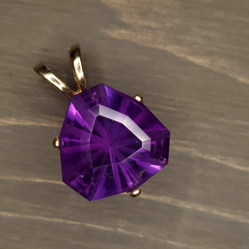 Deep Purple Amethyst trillion jewelry Amethyst pendant Amethyst Pendant gold amethyst 13mm Amethyst trillion gem Amethyst jewelry