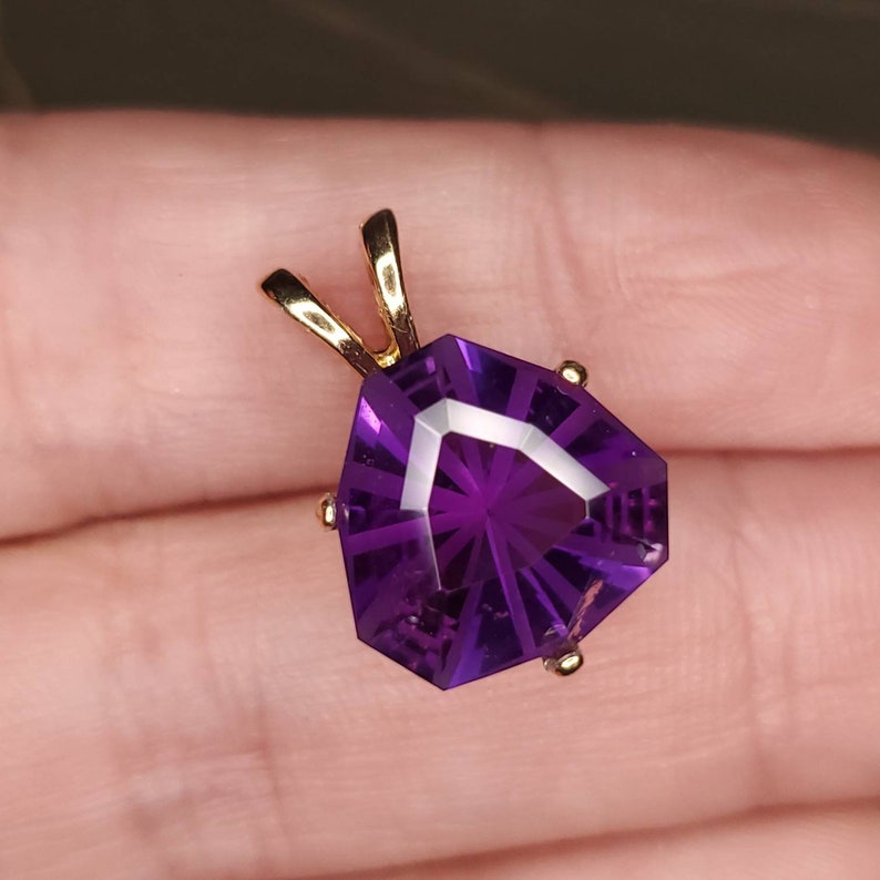 Deep Purple Amethyst trillion jewelry Amethyst pendant Amethyst Pendant gold amethyst 13mm Amethyst trillion gem Amethyst jewelry