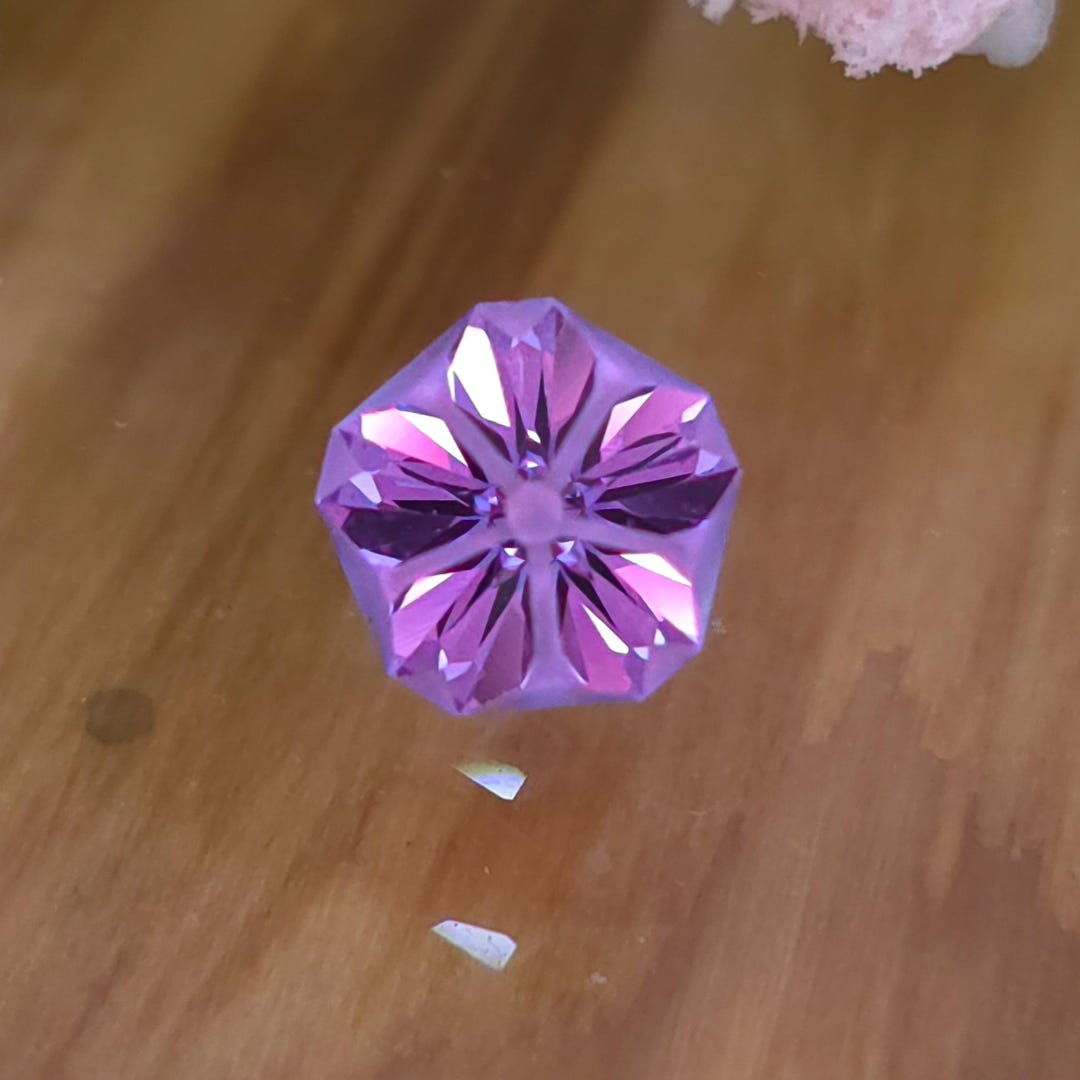 6.7mm Color Shifting Lab Sapphire - Hanami Cut - Etsy