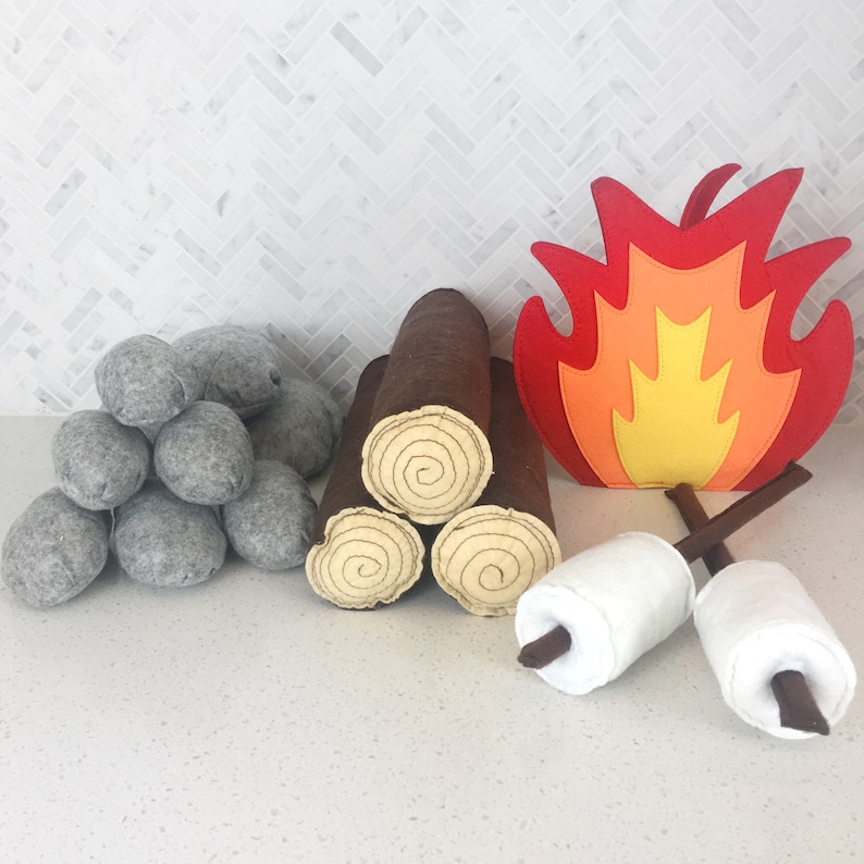 The 'Happy Camper' Felt/Plush Campfire Set for Kids. 17 piece Set with Storage Bag Camper Theme Indoor Camping image 3