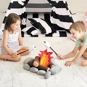 The 'Happy Camper' Felt/Plush Campfire Set for Kids. 17 piece Set with Storage Bag Camper Theme Indoor Camping image 8
