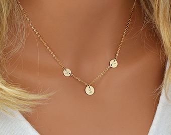 Delicata collana personalizzata con disco, 3 collane iniziali, collana monogramma in oro o argento, delicata collana personalizzata