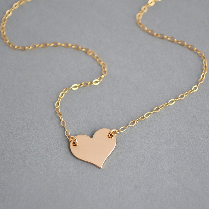 GOLD HEART NECKLACE, Celebrity Necklace, Minimal Necklace, Everyday Simple Jewelry, 14k Gold Fill, Gold Necklace image 2