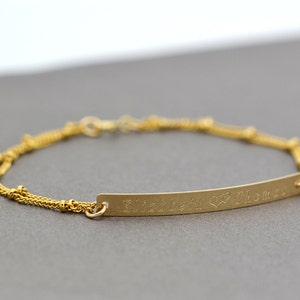 Twee naam armband, gegraveerde armband, Gold Bar armband, zilveren of gouden gepersonaliseerde armband, aangepaste gravure armband afbeelding 2