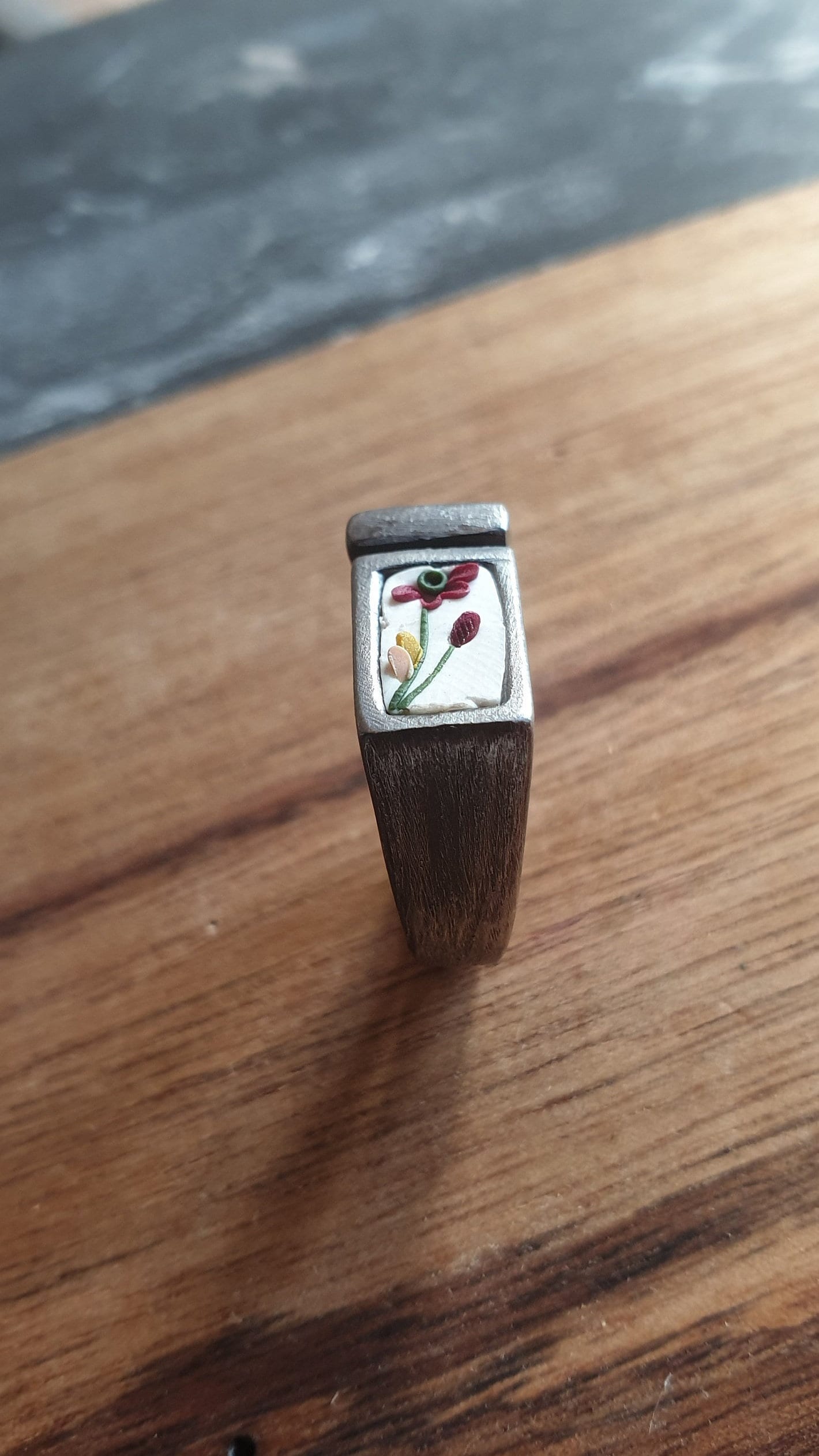 Silver chevalier ring