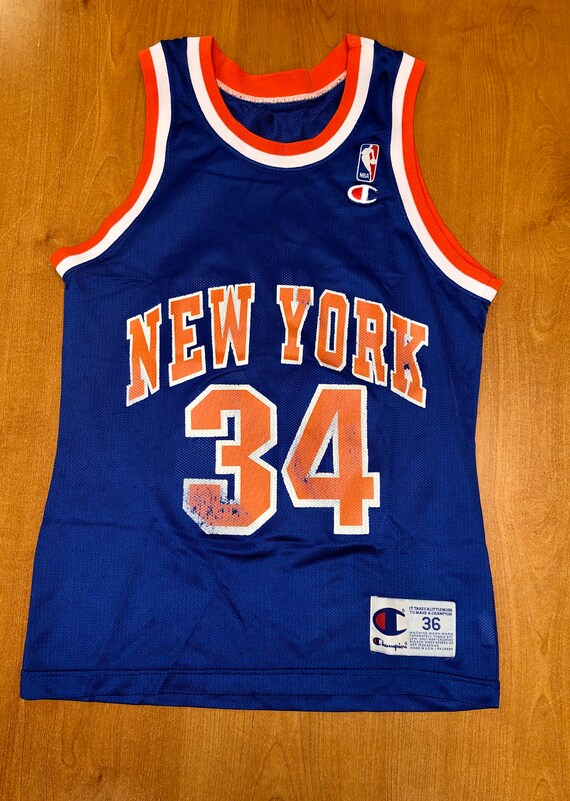 charles oakley knicks jersey