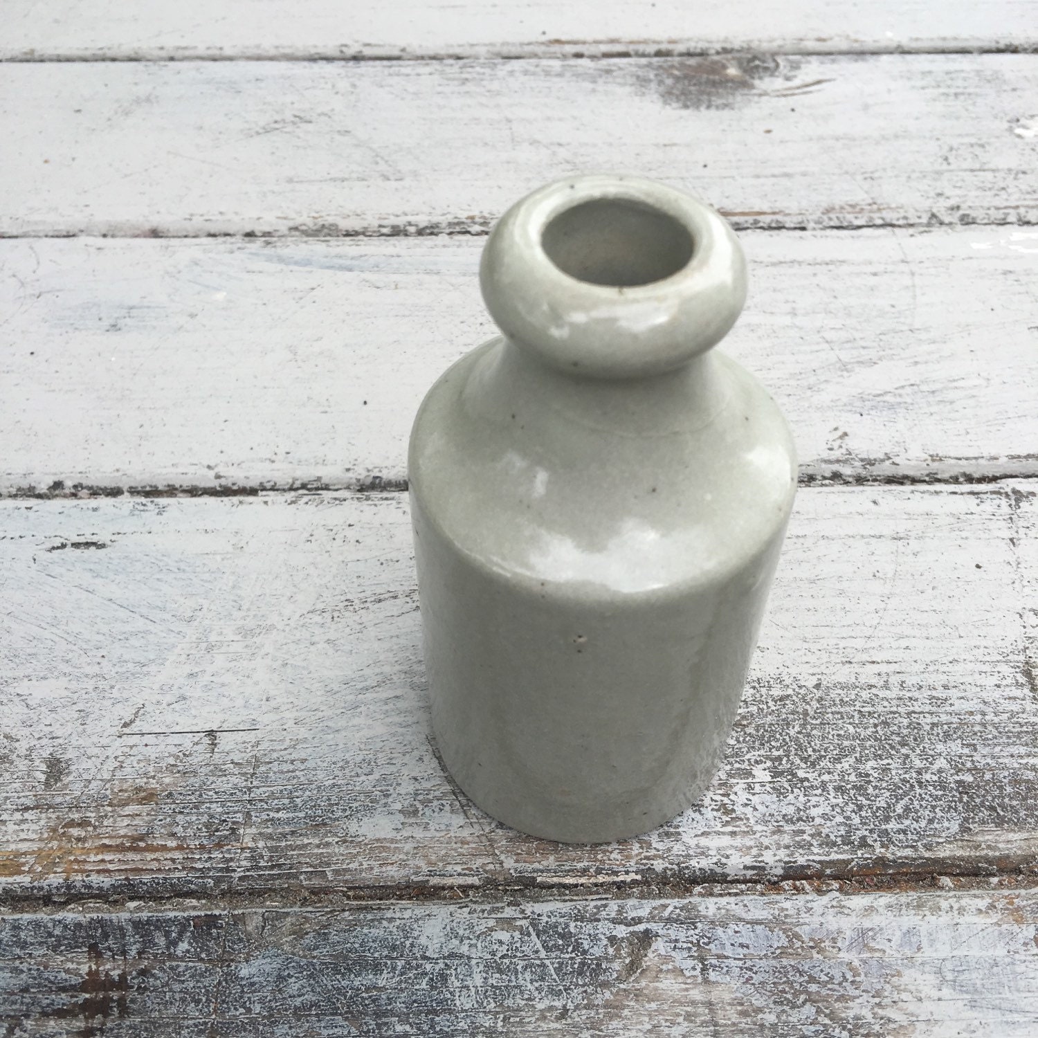 Belle Pierre Usure en Pots de Produits Laitiers Paris Fait.