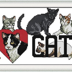 Könnte beinhalten: Kreuzstich-Kunstwerk mit dem Schriftzug "I ❤️ CATS" und verschiedenen Katzenrassen. Ein braunes Tabby-Kätzchen sitzt neben dem Buchstaben "I". Eine schwarz-weiße Katze befindet sich in einem roten Herzen. Weitere Katzen befinden sich auf den Buchstaben.