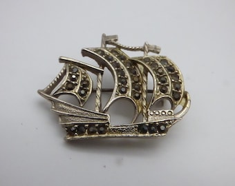 Vintage Ship in Full Sail Brooch Pin , Silvertone with Diamantes, Lovely Gift