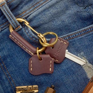Echtleder Karabiner Schlüsselanhänger mit Key Covers | Leder Gürtelclip Schlüsselanhänger | Leder Schlüsselanhänger | Handgemachtes Geschenk