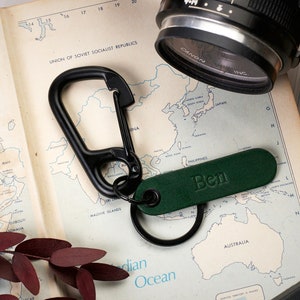 Black Carabiner Snap Clasp with Personalize Name Tag Keyring carabiner Personalize keychain Green