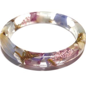Garden Flower SMOOTH Bangle - Small/Med - Resin - Dried Moss and Flower Petals - Bangle - Nature Jewelry -  Valenwood Vixen - Ready to Ship
