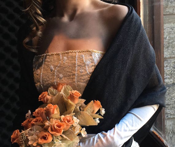black wedding wrap
