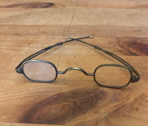 Eye glasses, antique, brass, extending - image 1