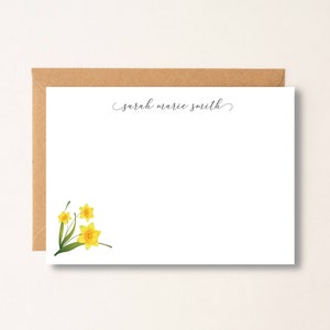 Personalized Note Card Set Envelopes- Daffodil Stationary Cards Monogram, Script Font, Spring Flower Bridesmaid, Mom, Friend Coworker