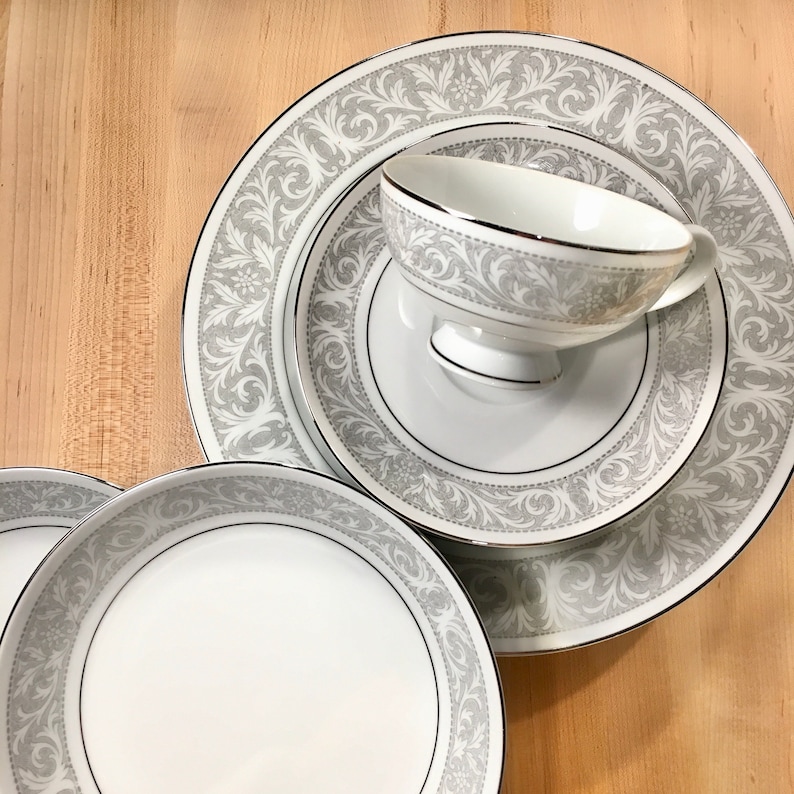 Vintage Imperial China Whitney 5 Piece Place Setting Vintage Grey China image 1