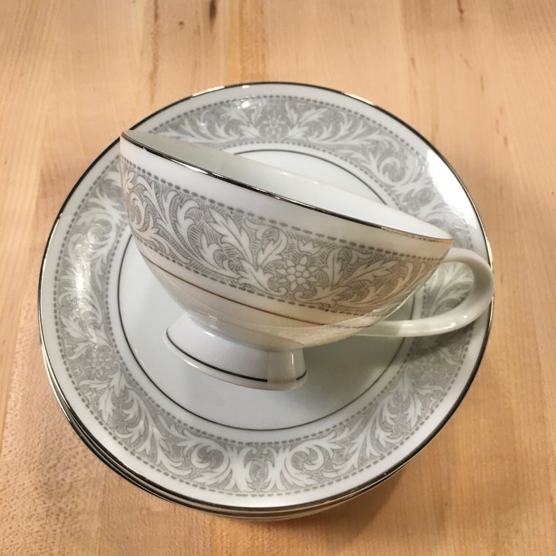 Vintage Imperial China Whitney 5 Piece Place Setting Vintage Grey China image 5