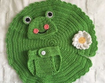 Crochet baby frog photo prop , crochet baby green outfit, crochet baby girl photoprop , crochet baby boy photoprop, newborn frog photography