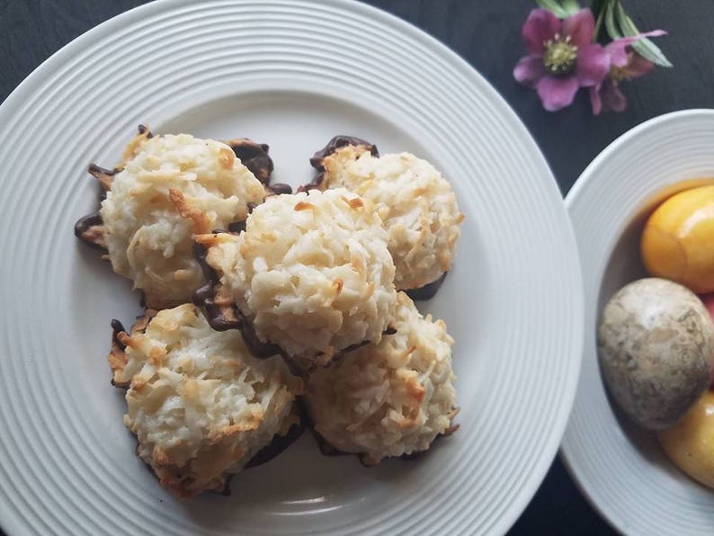 Coconut Macaroons Macaroons Gluten Free Coconut Chew image 4