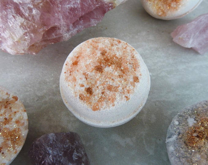 Rose Quartz Geode Mega Bath Bomb Gift Set