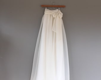 Ivory chiffon hotsell maxi skirt