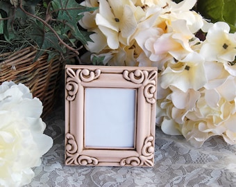 Marco de fotos rosa ruborizado, pequeños marcos de fotos shabby chic, decoración de estantes de guardería de estilo vintage, regalo para baby shower de niña