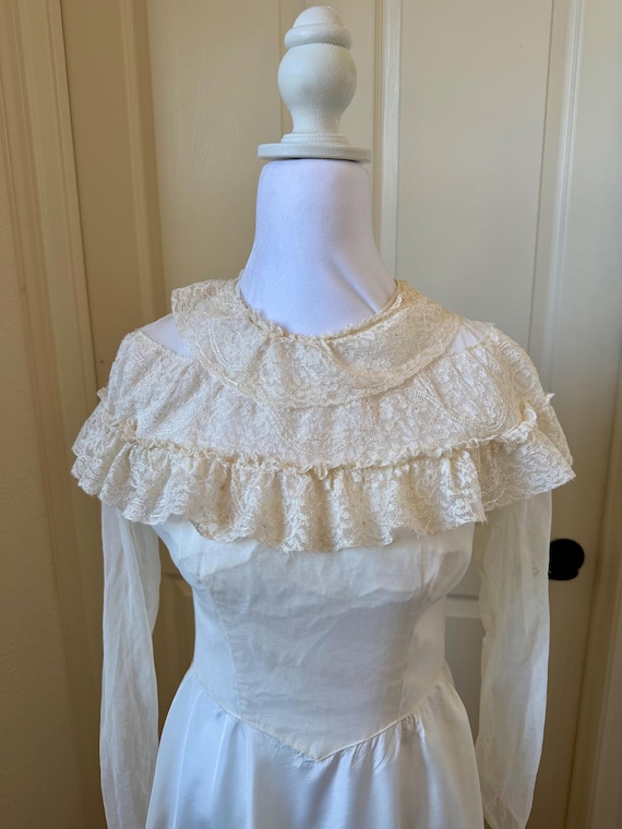 low cut dresses in the back Martini paired with delicate spaghetti Size:XS(18/24 mos) contemporary glamour dress Ariana Grande Gorgeous Grammys
