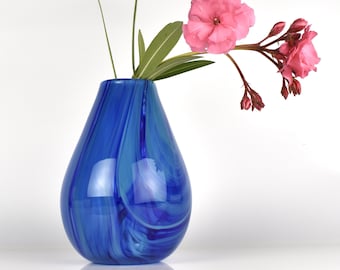 Blue Swirl Vase- hand blown glass vase, swirled, colorful, wavy, flower vase, centerpiece, home decor, great gift, bright, vibrant